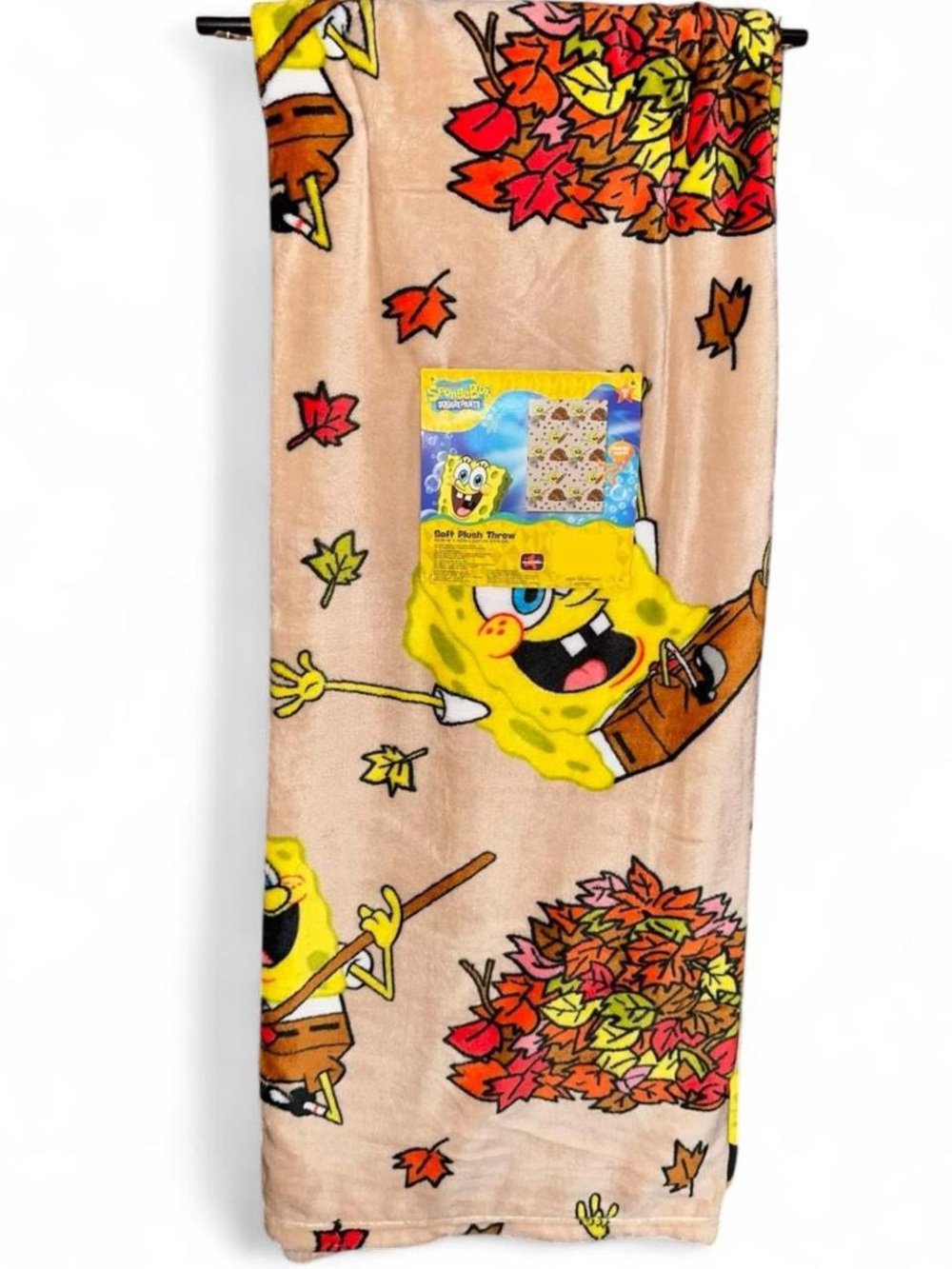 Nickelodeon SpongeBob SquarePants Fall Leaves Plush Throw Blanket
